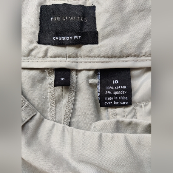 The Limited Cassidy Fit Gray Shorts - Picture 3 of 4